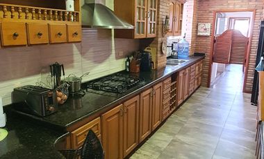 apartamento en venta en la floresta. Cod V4906