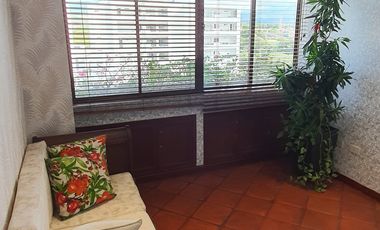 apartamento en venta en la floresta. Cod V4906