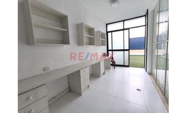 Dúplex De Lujo Con Piscina En Los Cipreses – Cercado De Lima