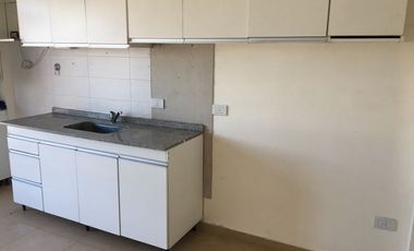 Departamento en venta en Remedios de Escalada Oeste