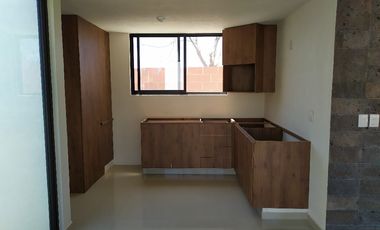 Casa Nueva de 3 recámaras, con alberca en condominio, Jiutepec, Mor.