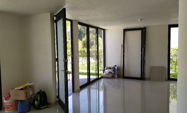 Casa Nueva de 3 recámaras, con alberca en condominio, Jiutepec, Mor.