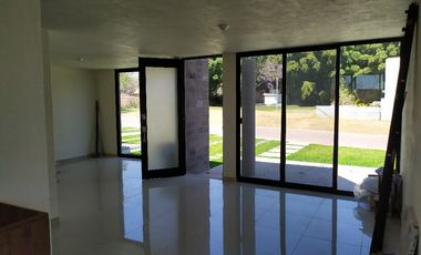 Casa Nueva de 3 recámaras, con alberca en condominio, Jiutepec, Mor.