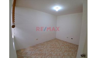 😀 De Ocasión Depa En Venta 🏡 Piso 3 Urb. Miraflores Calle Los Diamantes 157  🔝 👉🏼 A.C 83 M2 👉🏼 Vista Interna