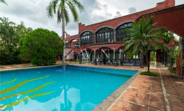 Hacienda en Venta, El Rey, Cancún Quintana Roo.