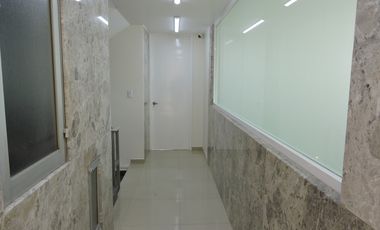 RENTA EDIFICIO COMERCIAL, POR PISO, EXCELENTE UBICACION, NUEVO, MODERNO