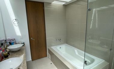 casa en venta en cajica. Cod V5329