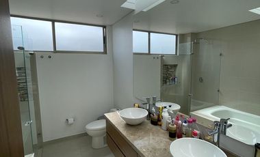 casa en venta en cajica. Cod V5329