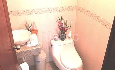 VENTA- Hermosa Casa en venta - Conjunto Triana Real - Sector Norte Hospital Andino - Riobamba - 4 Habitaciones - URBEC - 21URB059
