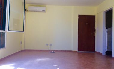 Departamento en planta baja ubicado en Barrio Luz y Fuerza .