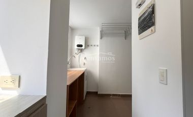 apartamento en arriendo en loma del chocho. Cod A776773