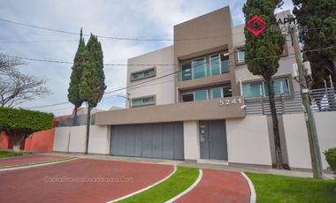 Oficinas Amuebladas En Venta Cerca De Plaza Galerías Lujo