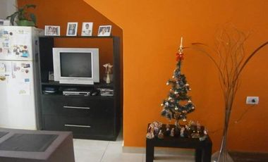 Casa PH en venta en Quilmes Norte