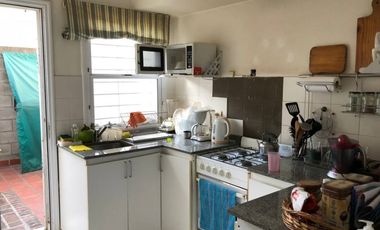 Casa PH en venta en Quilmes Norte