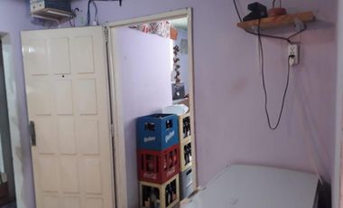 CASA c/ habitaciones para alquiler y local c/comercio funcionando.