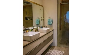 SE VENDE APARTAMENTO EN AVENIDA BALBOA