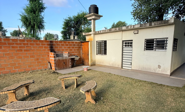 EN VENTA CASA CON AMPLIO TERRENO
