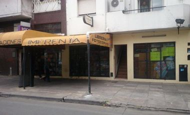 Local con Vivienda en Venta en Lanus Este