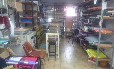 Local con Vivienda en Venta en Lanus Este