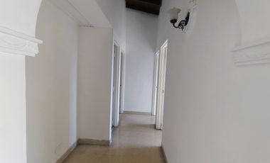 apartamento en arriendo en robledo. Cod A64052