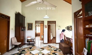 Dijual Rumah Hook Elegan Di Lingkungan Premium Lokasi Strategis