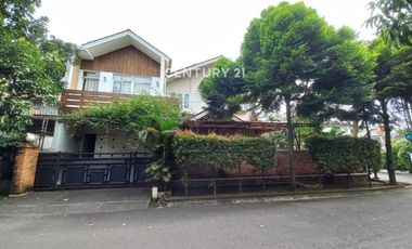 Dijual Rumah Hook Elegan Di Lingkungan Premium Lokasi Strategis