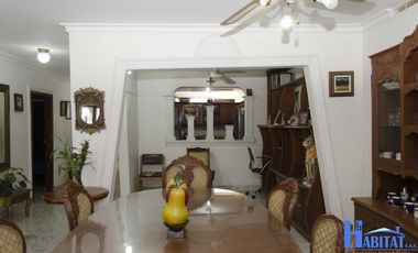 Casa en venta, barrio Los Alcázares, Santa Marta.