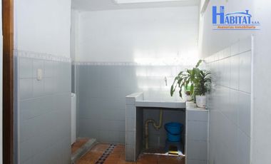 Casa en venta, barrio Los Alcázares, Santa Marta.