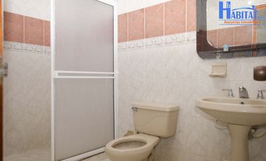 Casa en venta, barrio Los Alcázares, Santa Marta.