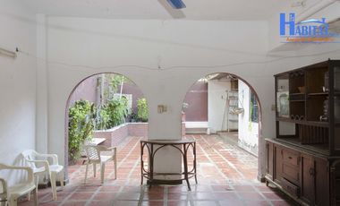 Casa en venta, barrio Los Alcázares, Santa Marta.