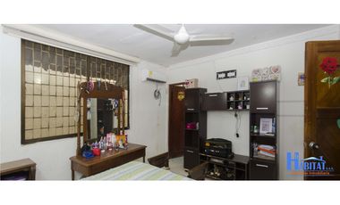 Casa en venta, barrio Los Alcázares, Santa Marta.