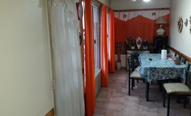 Casa en venta en Remedios de Escalada Oeste