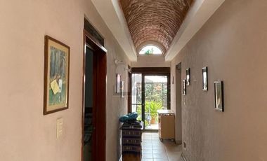 Venta de casa sola en cerrada, en Queretaro, Querétaro, junto Ex Hacienda el Salitre