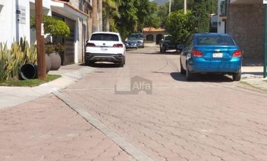 Venta de casa sola en cerrada, en Queretaro, Querétaro, junto Ex Hacienda el Salitre