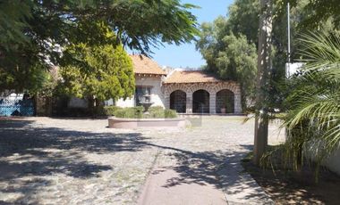 Venta de casa sola en cerrada, en Queretaro, Querétaro, junto Ex Hacienda el Salitre