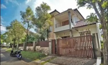 Rumah Mewah Kawasan Elit Villa Puncak Tidar Hook Siap Huni Malang