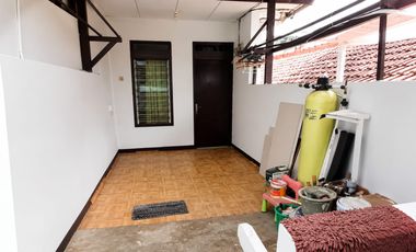 DISEWAKAN RUMAH TINGGAL STRATEGIS DI ASEM BARIS TEBET - SIAP HUNI