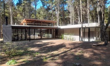 CASA EN VENTA VILLAROBLES 253 ALBATROS