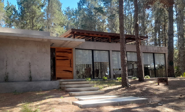 CASA EN VENTA VILLAROBLES 253 ALBATROS