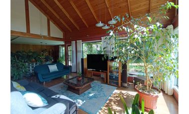 Venta Parcela con Casa 4D 3B Villa Italia