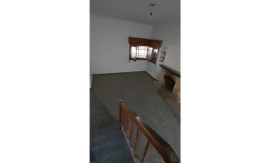 SE VENDE CASONA + DOS LOCALES DESPEÑADEROS Centro