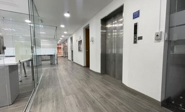 oficina en arriendo en chico norte. Cod A10135