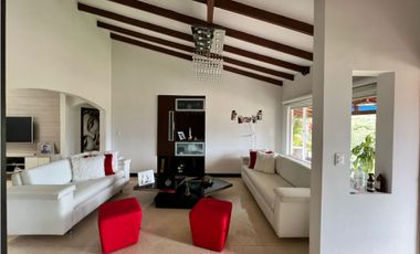 😘 SE VENDE Casa CAMPESTRE en La Alhambra - Casas en venta