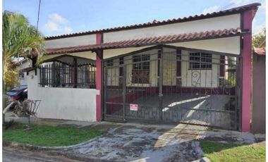 VENDO CASA EN LA CHORRERA ALTOS DEL CAMPO 3R