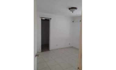 VENDO CASA EN LA CHORRERA ALTOS DEL CAMPO 3R
