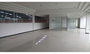 Bodega en Venta 2.200 M2 Autopista Medellín