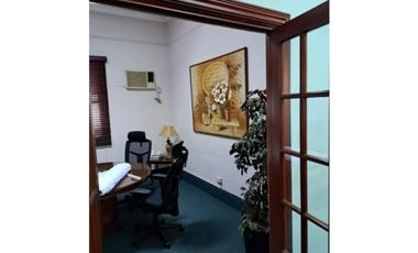 CASA EN VENTA EN  AV CUBA BELLA VISTA 6 REC