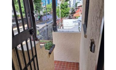 CASA EN VENTA EN  AV CUBA BELLA VISTA 6 REC