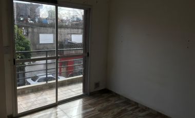 ALQUILER - DEPARTAMENTO 3 AMB. - VILLA MADERO - SIN EXPENSAS - 1° PISO POR ESCALERA