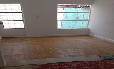 local en arriendo en cajica. Cod A2802